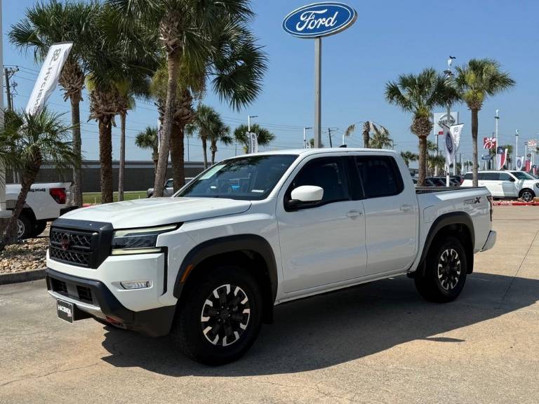 2023 Nissan Frontier PRO-X
