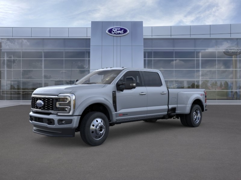 2026 Ford F-450 Super Duty Platinum