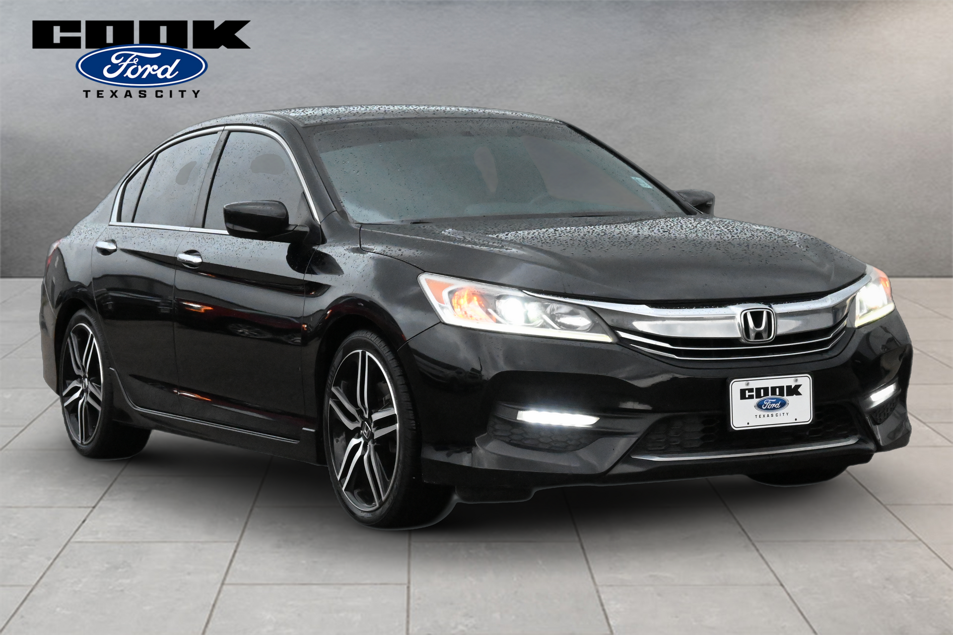 Used 2017 Honda Accord Sport with VIN 1HGCR2E59HA230503 for sale in Texas City, TX