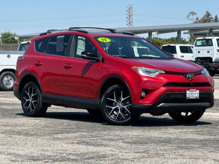 2017 Toyota RAV4 SE