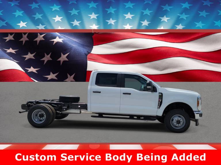 2026 Ford Super Duty F-350 DRW XL