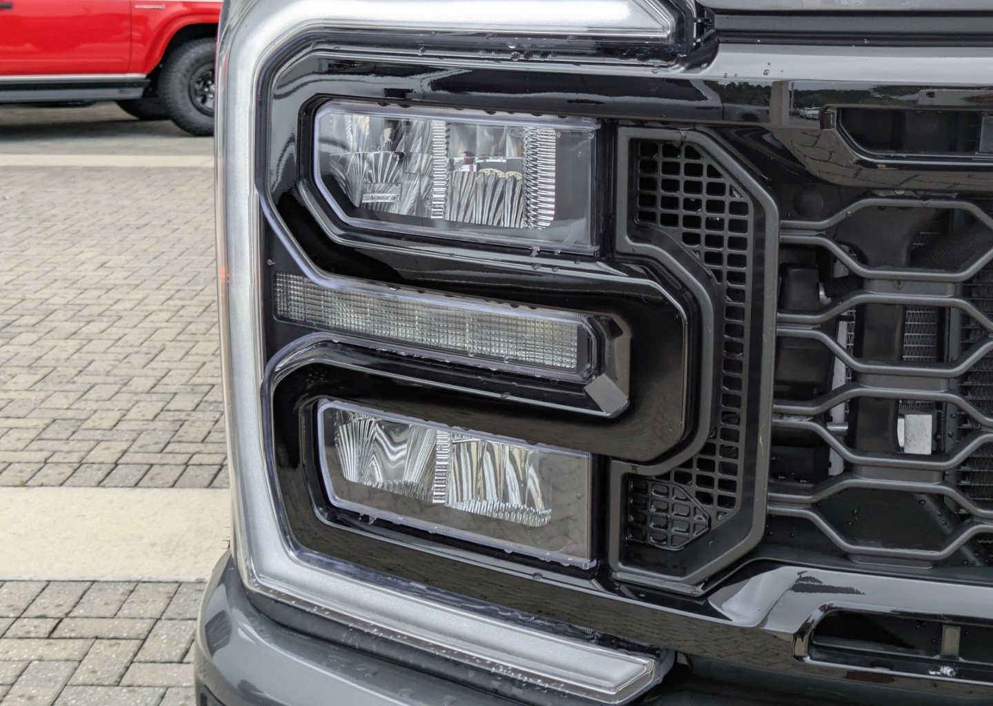 2025 Ford F-350 Super Duty Lariat - Photo 9
