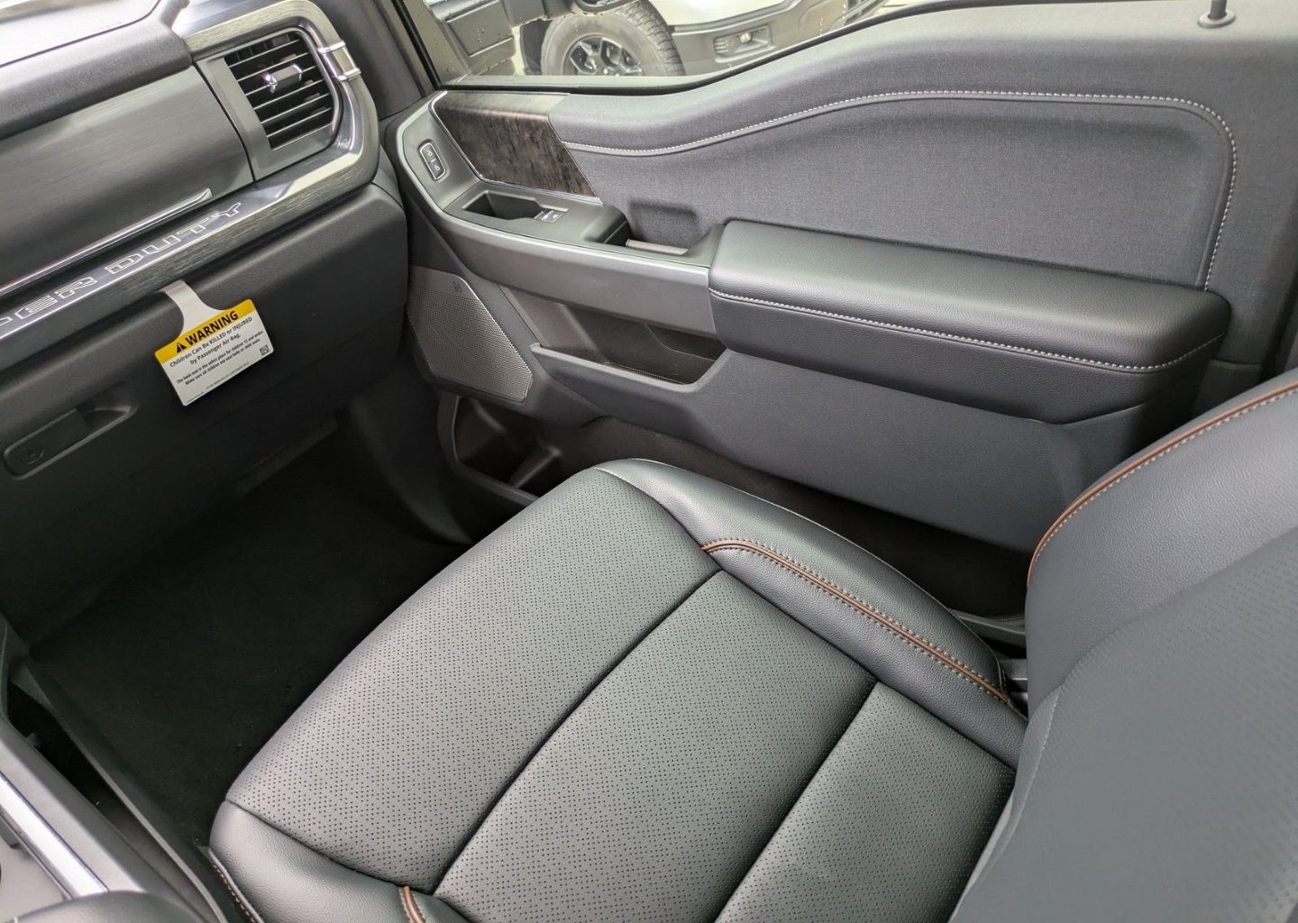 2025 Ford F-350 Super Duty Lariat - Photo 16