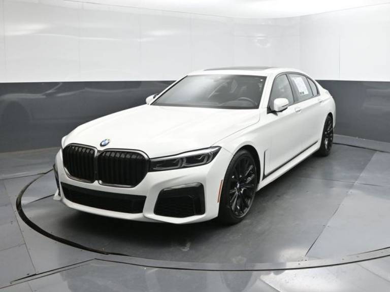 2022 BMW 7 Series 740I