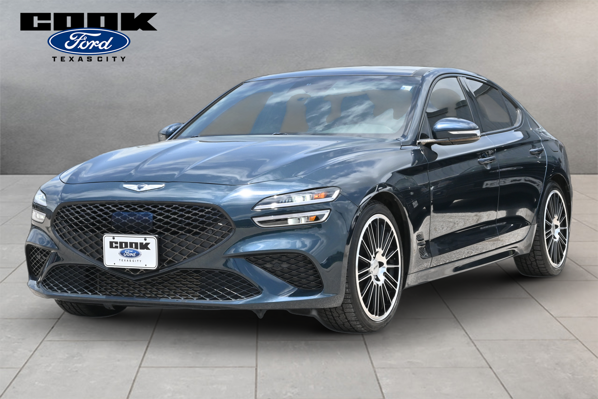 2023 Genesis G70
