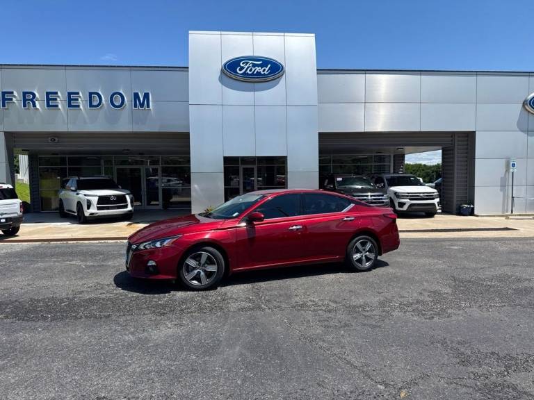 2022 Nissan Altima 2.5 SL
