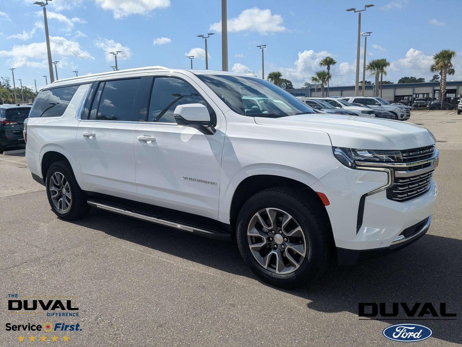 2023 Chevrolet Suburban LT