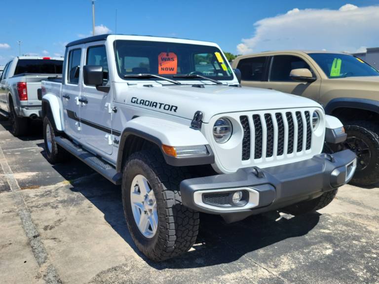 2022 Jeep Gladiator Sport S