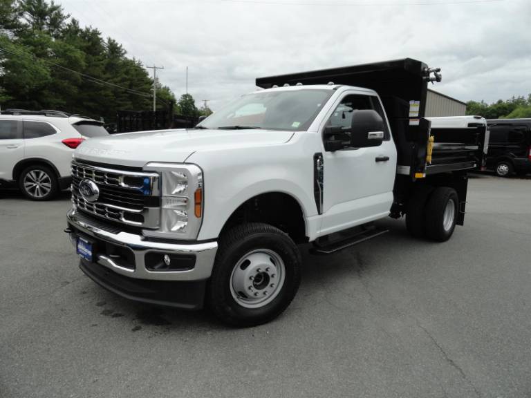 2026 Ford Super Duty F-350 DRW XL