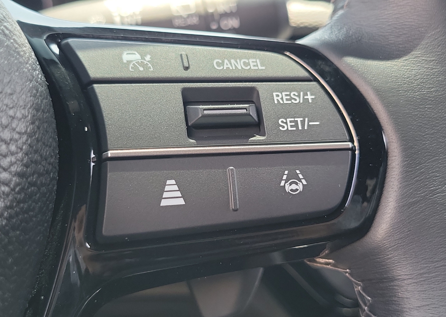 2025 Honda Civic Hatchback Sport - Photo 25