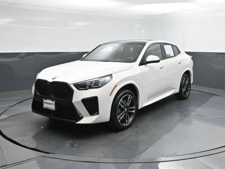 2025 BMW X2 xDrive28i