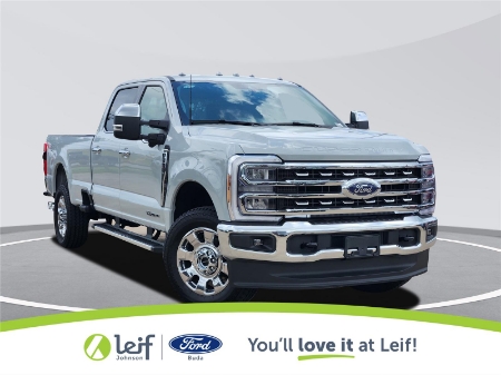 2026 Ford Super Duty F-350 SRW LARIAT