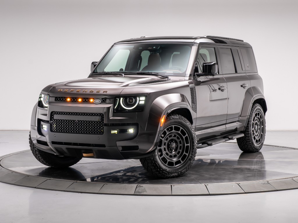 2026 Land Rover Defender P635 OCTA