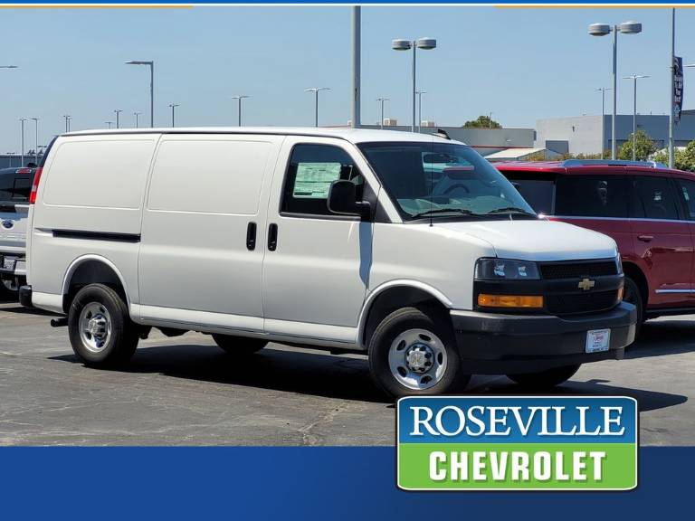 2025 Chevrolet Express 2500 Work Van