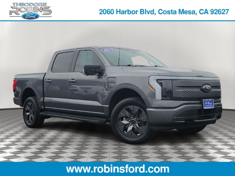 2023 Ford F-150 Lightning XLT