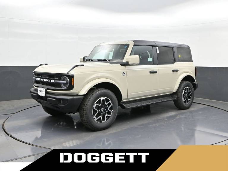 2026 Ford Bronco Outer Banks