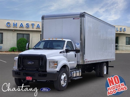 2027 Ford F-750SD Base