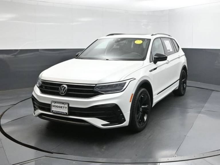 2023 Volkswagen Tiguan 2.0T SE R-Line Black