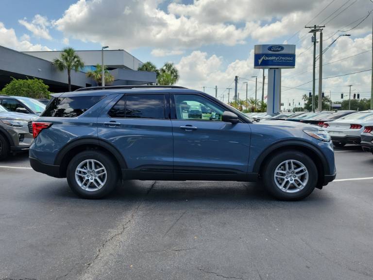 2026 Ford Explorer Active w/200A Pkg