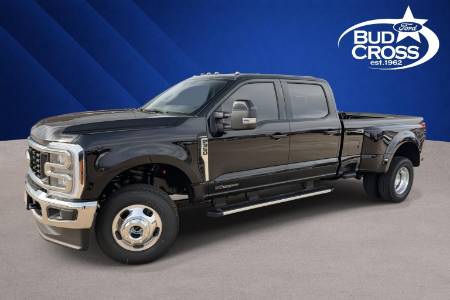 2026 Ford Super Duty F-350 DRW LARIAT