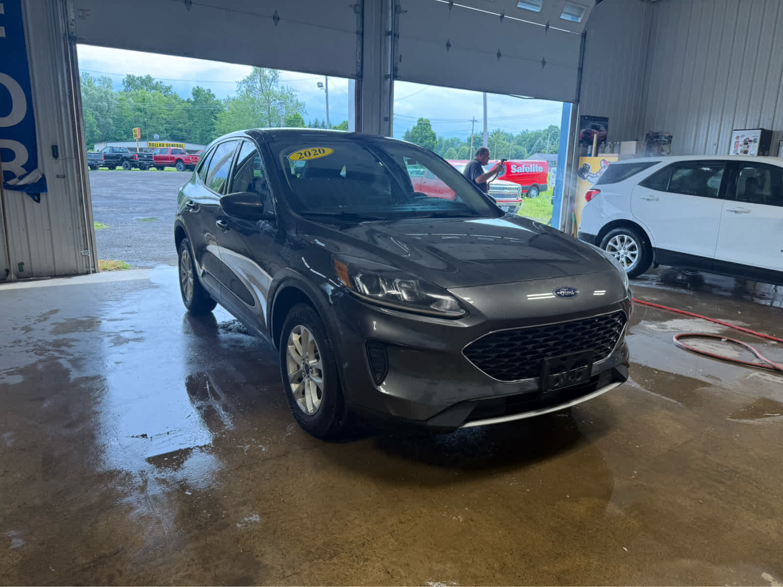 Used 2020 Ford Escape SE with VIN 1FMCU9G62LUC69545 for sale in Williamson, NY