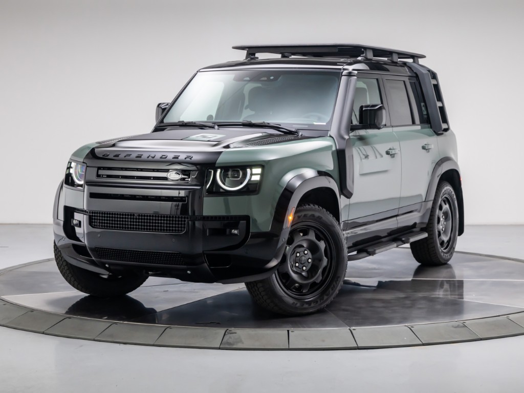 2026 Land Rover Defender 110 Trophy Edition Green