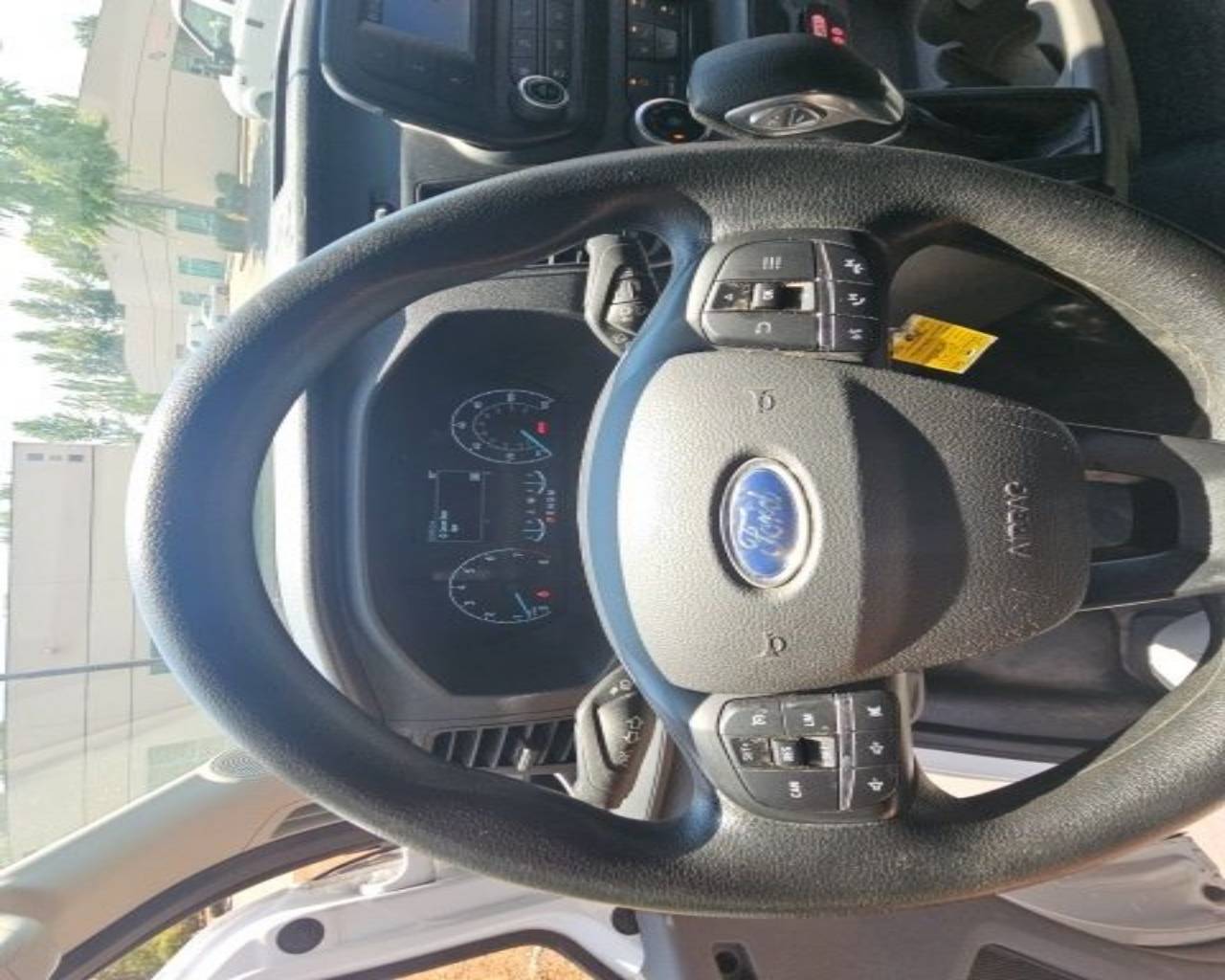 2021 Ford Transit Passenger Van XL - Photo 11