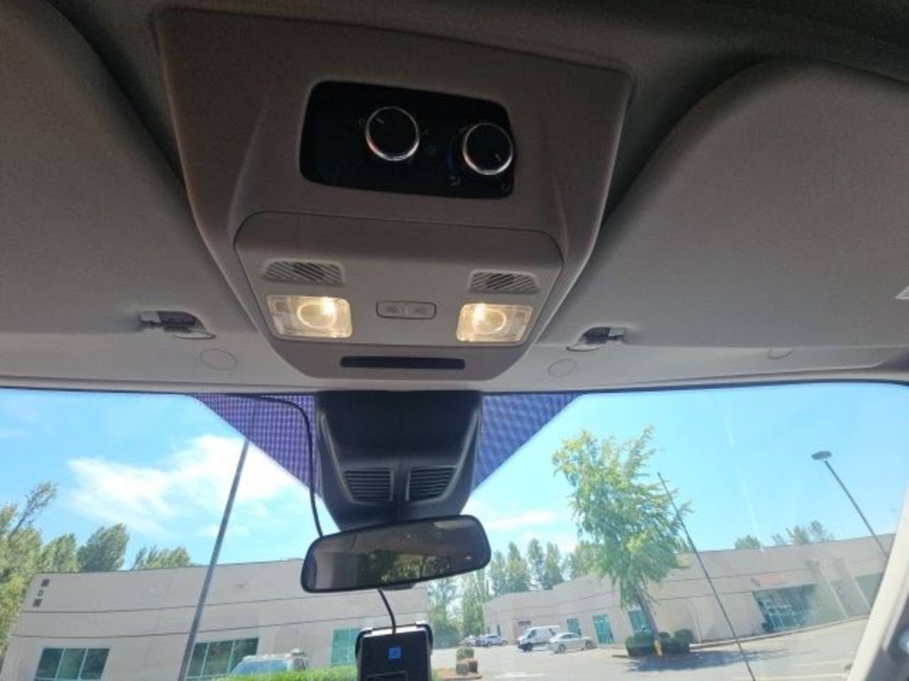 2021 Ford Transit Passenger Van XL - Photo 15