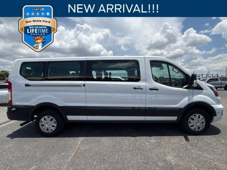 2024 Ford Transit Passenger Wagon XLT