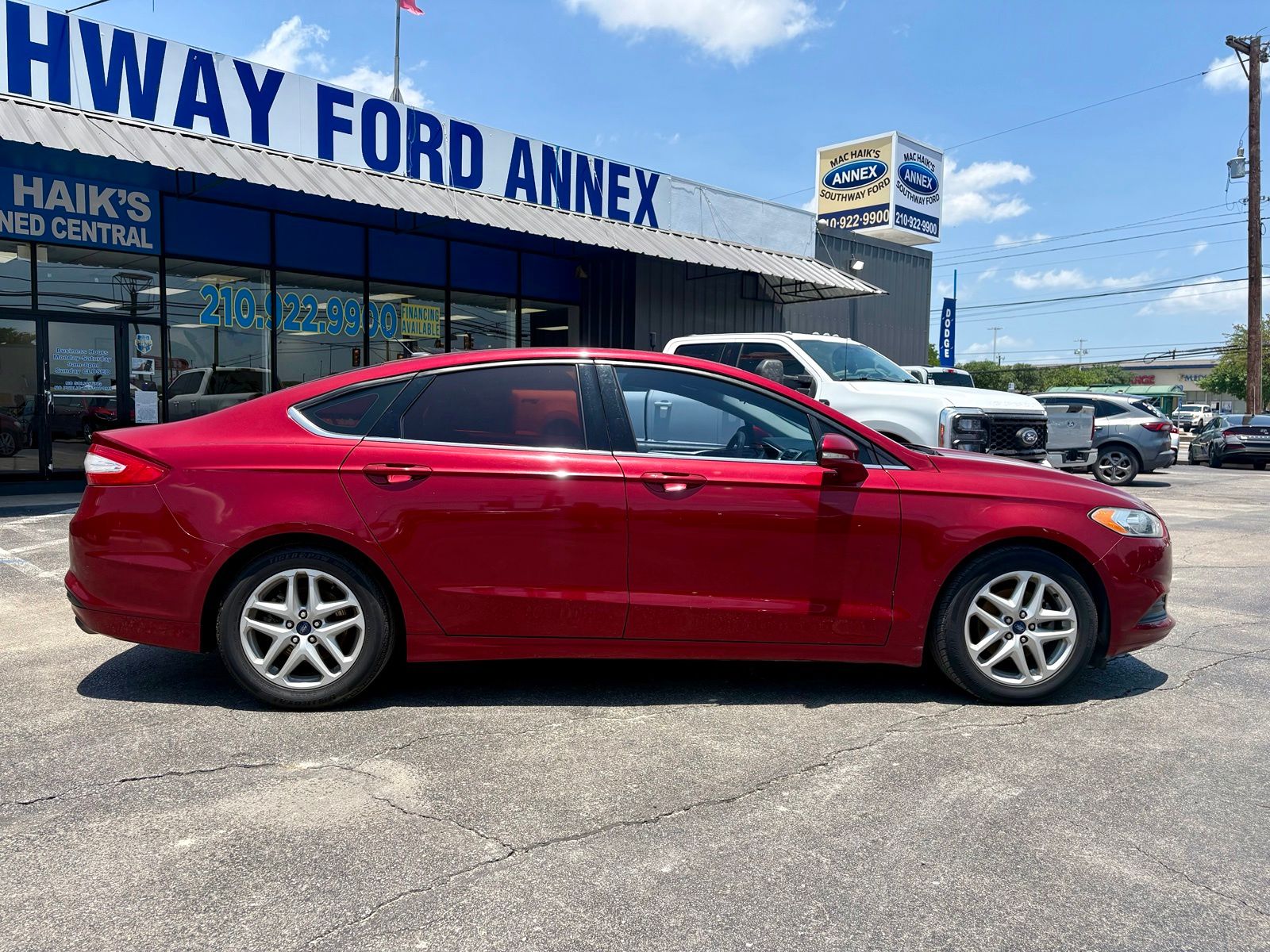 Used 2016 Ford Fusion SE with VIN 3FA6P0H75GR143193 for sale in San Antonio, TX