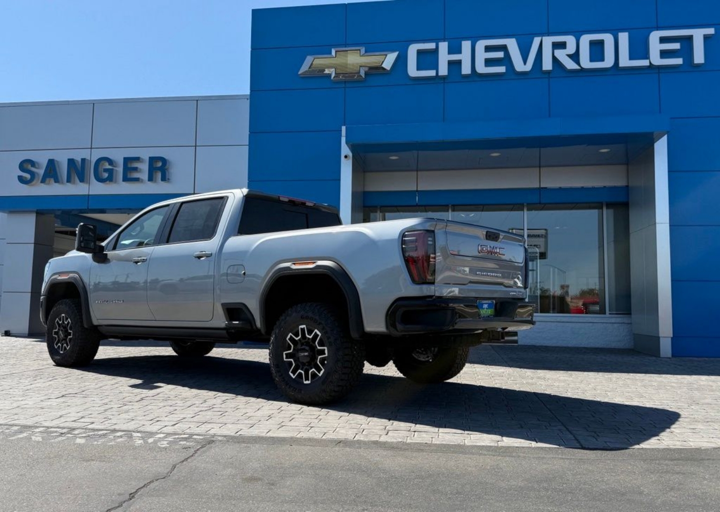 2026 GMC Sierra 2500HD AT4X - Photo 8
