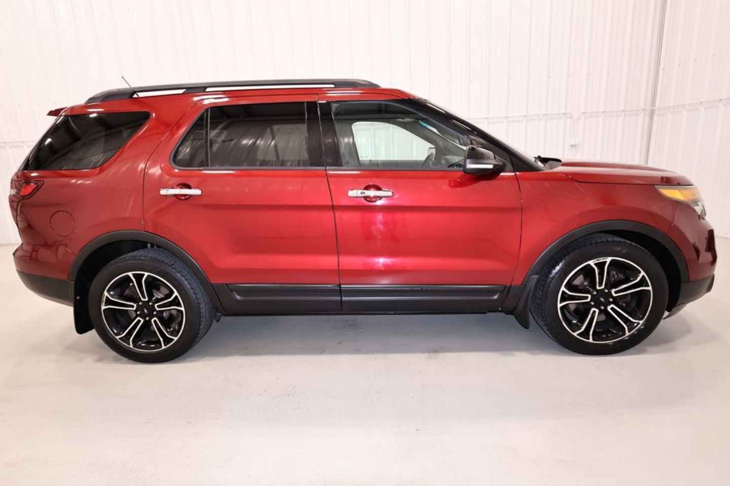 Used 2014 Ford Explorer Sport with VIN 1FM5K8GT5EGA98306 for sale in Canfield, OH