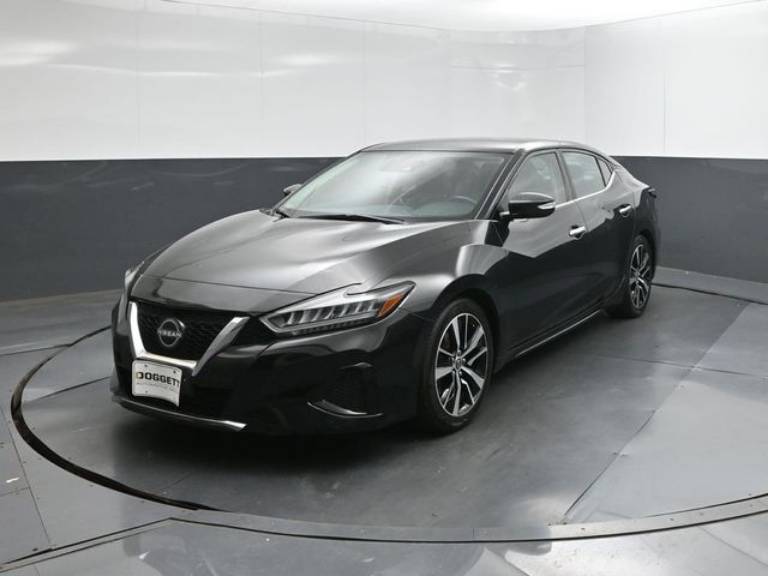 2023 Nissan Maxima SV