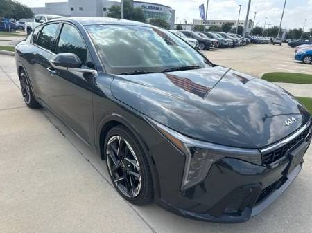 2025 Kia K4 GT-Line
