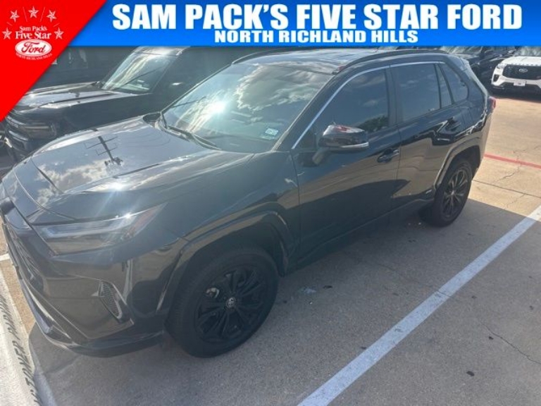2022 Toyota RAV4 Hybrid SE