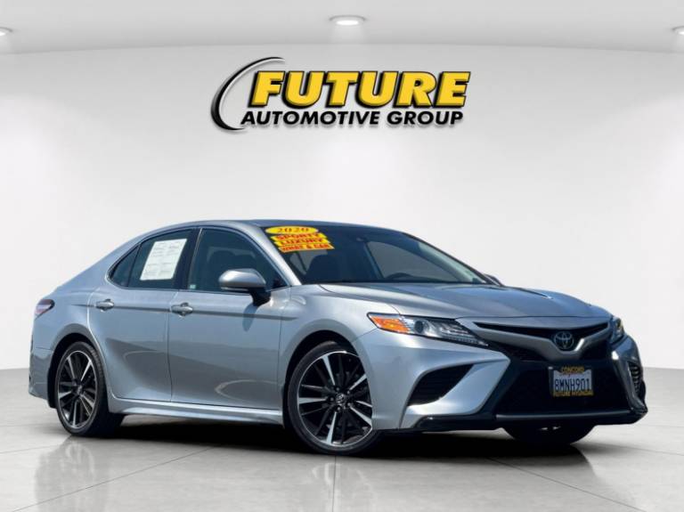 2020 Toyota Camry XSE