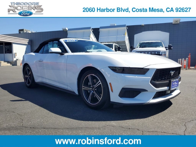 2025 Ford Mustang EcoBoost®