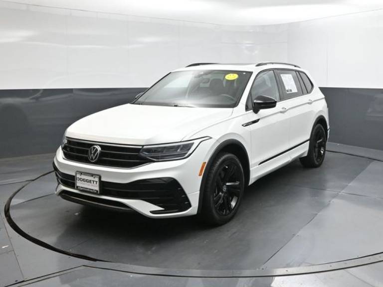 2023 Volkswagen Tiguan 2.0T SE R-Line Black