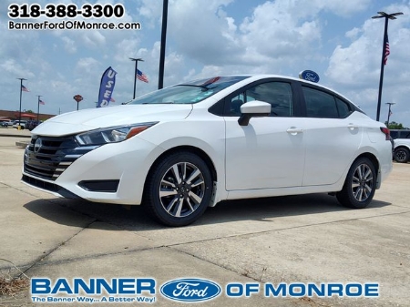 2023 Nissan Versa 1.6 SV