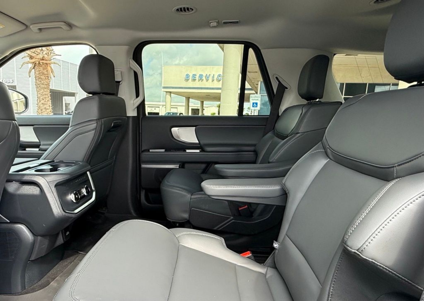 2026 Ford Expedition Active - Photo 12