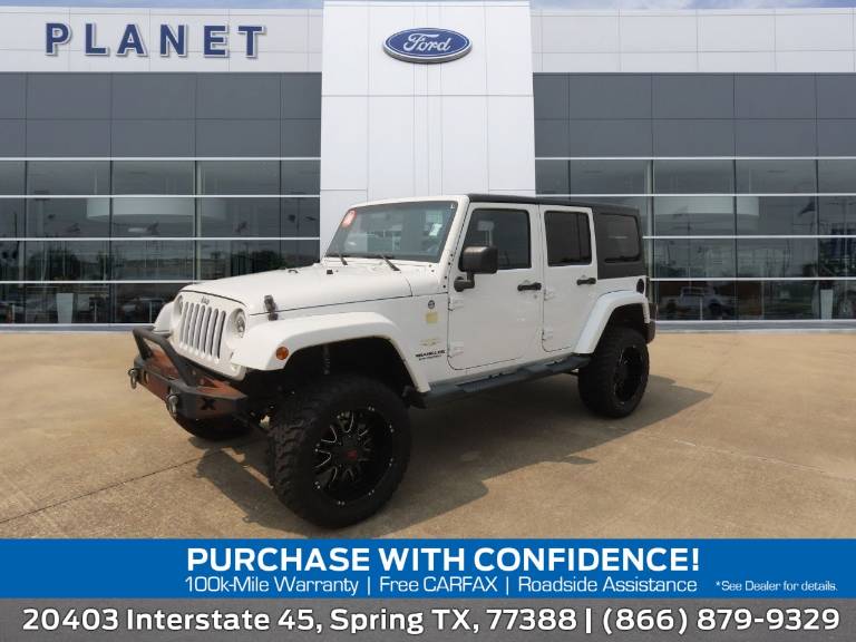 2014 Jeep Wrangler Unlimited 4WD 4DR Sahara