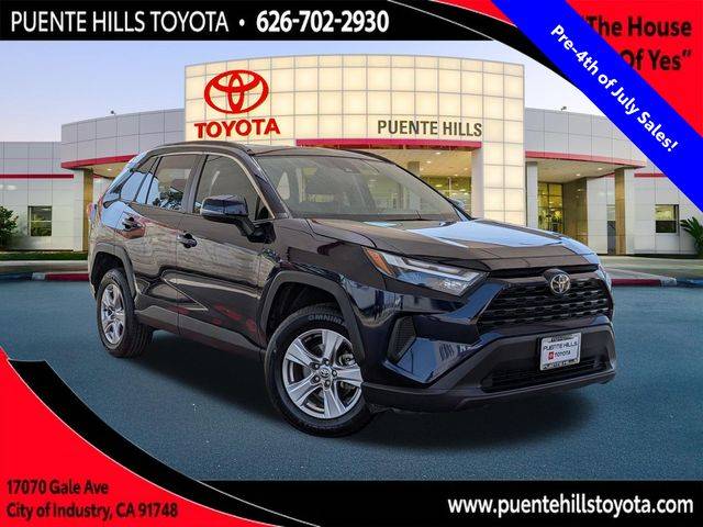 2024 Toyota RAV4 XLE