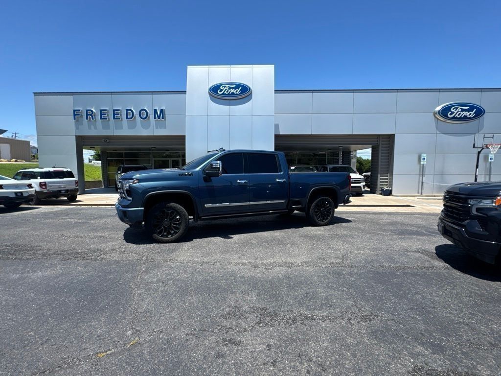 2025 Chevrolet Silverado 2500HD High Country