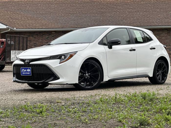2022 Toyota Corolla Hatchback SE
