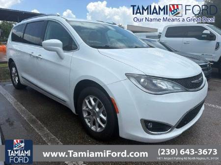 2020 Chrysler Pacifica Touring L