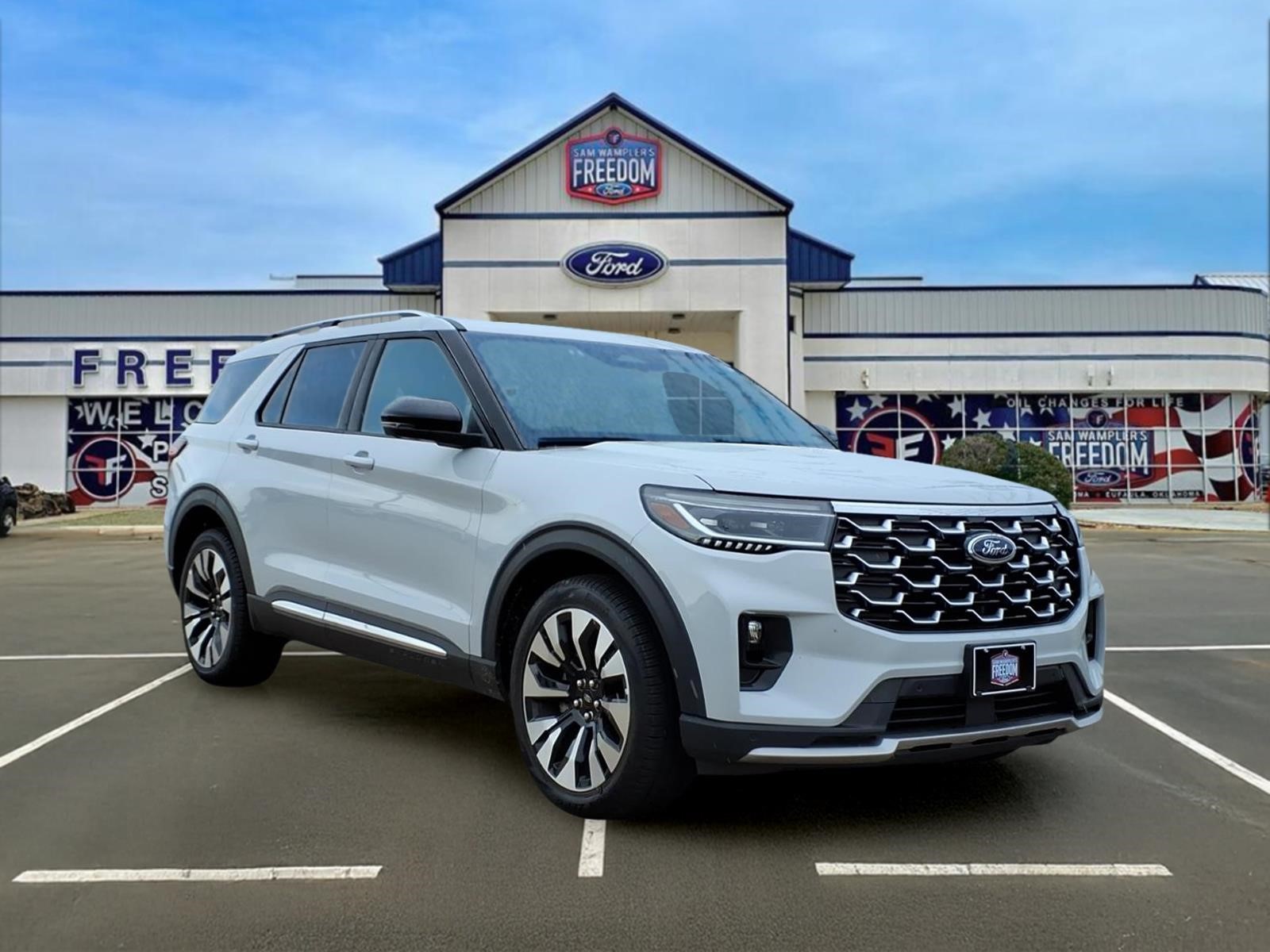 2025 Ford Explorer Platinum