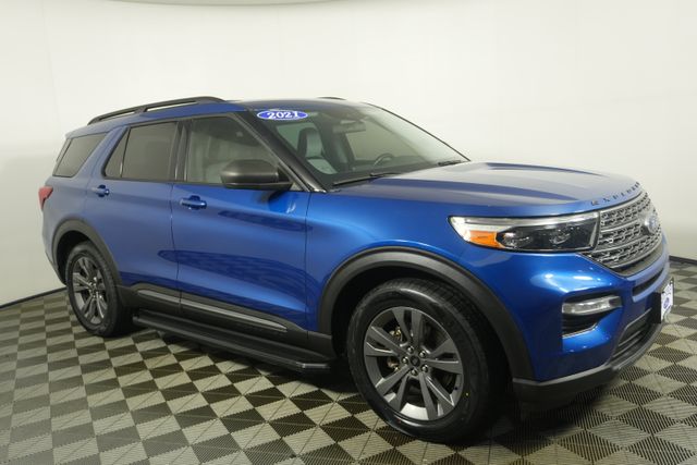 Used 2021 Ford Explorer XLT with VIN 1FMSK8DHXMGA61642 for sale in Kansas City