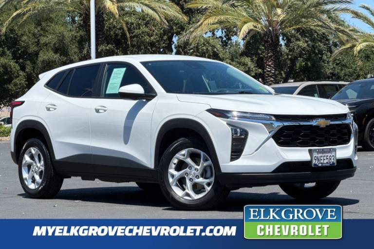 2025 Chevrolet Trax LS