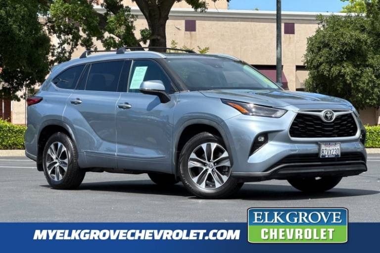 2022 Toyota Highlander XLE