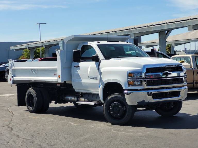 2024 Chevrolet Silverado 5500, Reg Cab, 4WD, 84